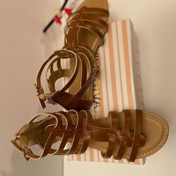 Wild Diva lounge brown  woven  Ankle strap flat - Picture 2 of 6